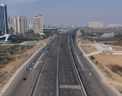 Dwarka Expressway property