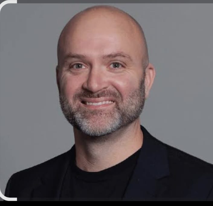 Jonas Uptown- Hansen, Founding Director, Uha